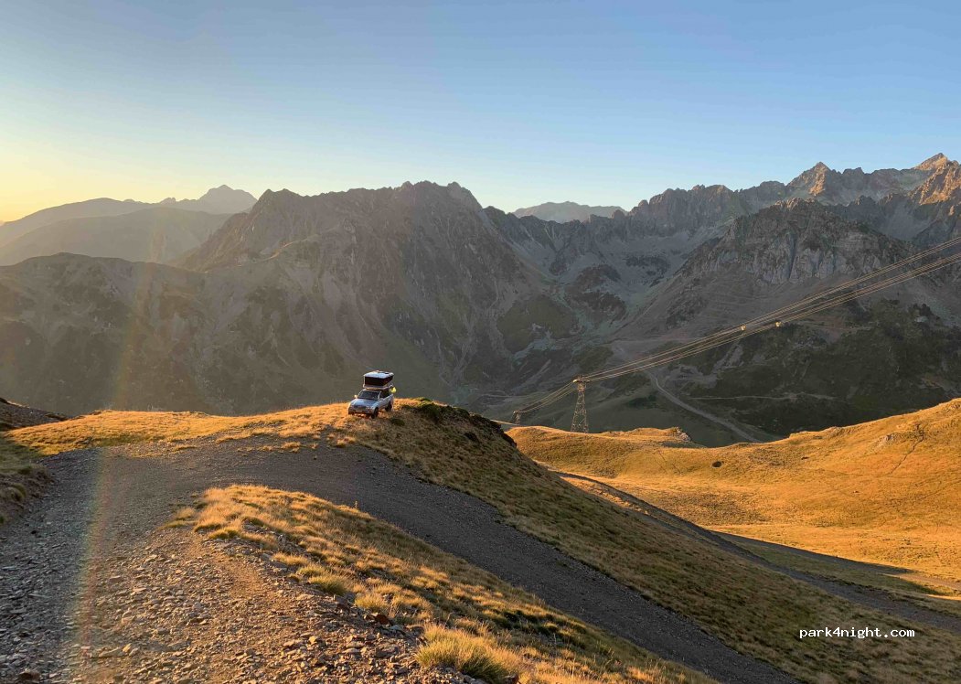(65200) Bagnères-de-Bigorre - Unnamed Road — foto
