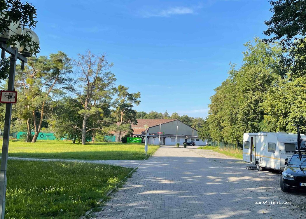 (76694) Forst - 15 Gottlieb-Daimler-Straße — foto 3