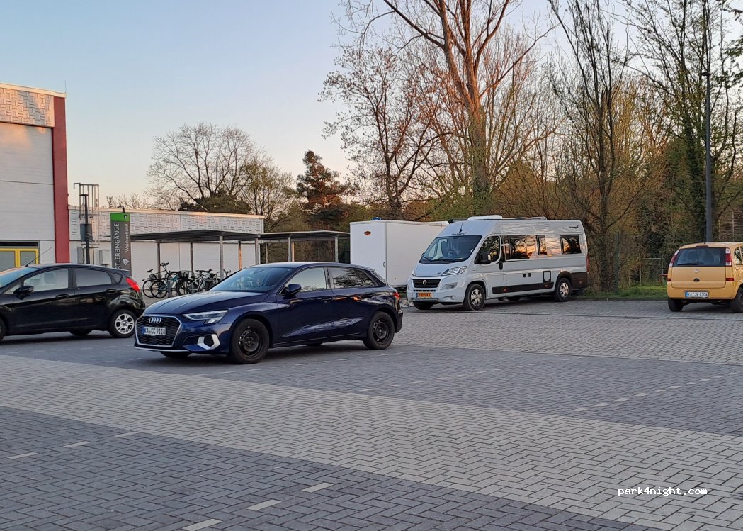 (76694) Forst - 15 Gottlieb-Daimler-Straße — foto 5