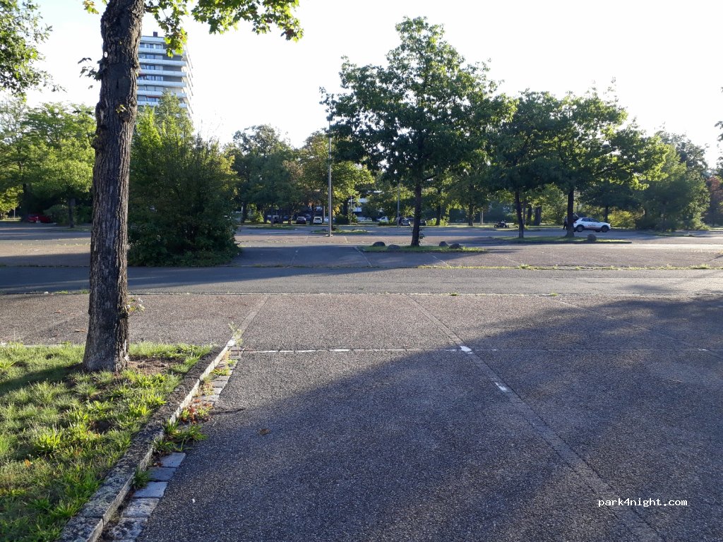 (90478) Nürnberg - 4 Schultheißallee — foto 2