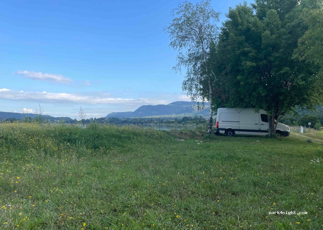 (01470) Serrières-de-Briord - — foto