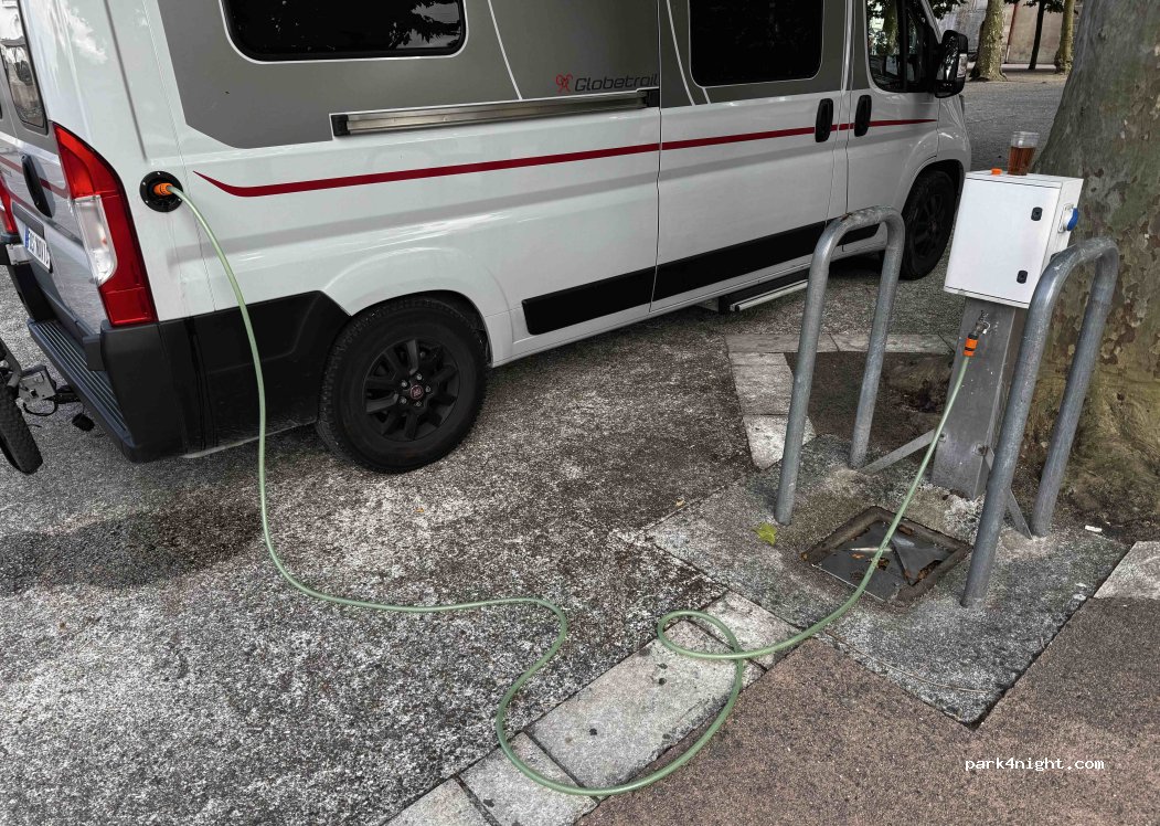 (33590) Saint-Vivien-de-Médoc - 1 Place de la Brigade Carnot — foto 5