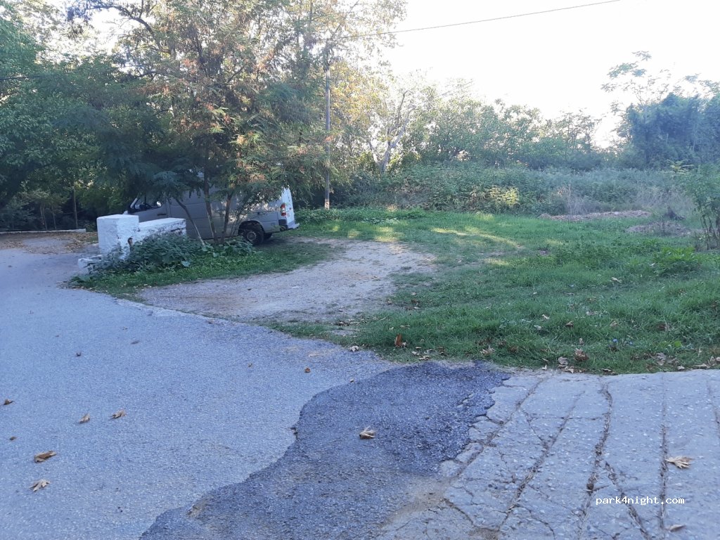 (570 10) Chortiatis - 22 Μακεδονομάχων — foto 2