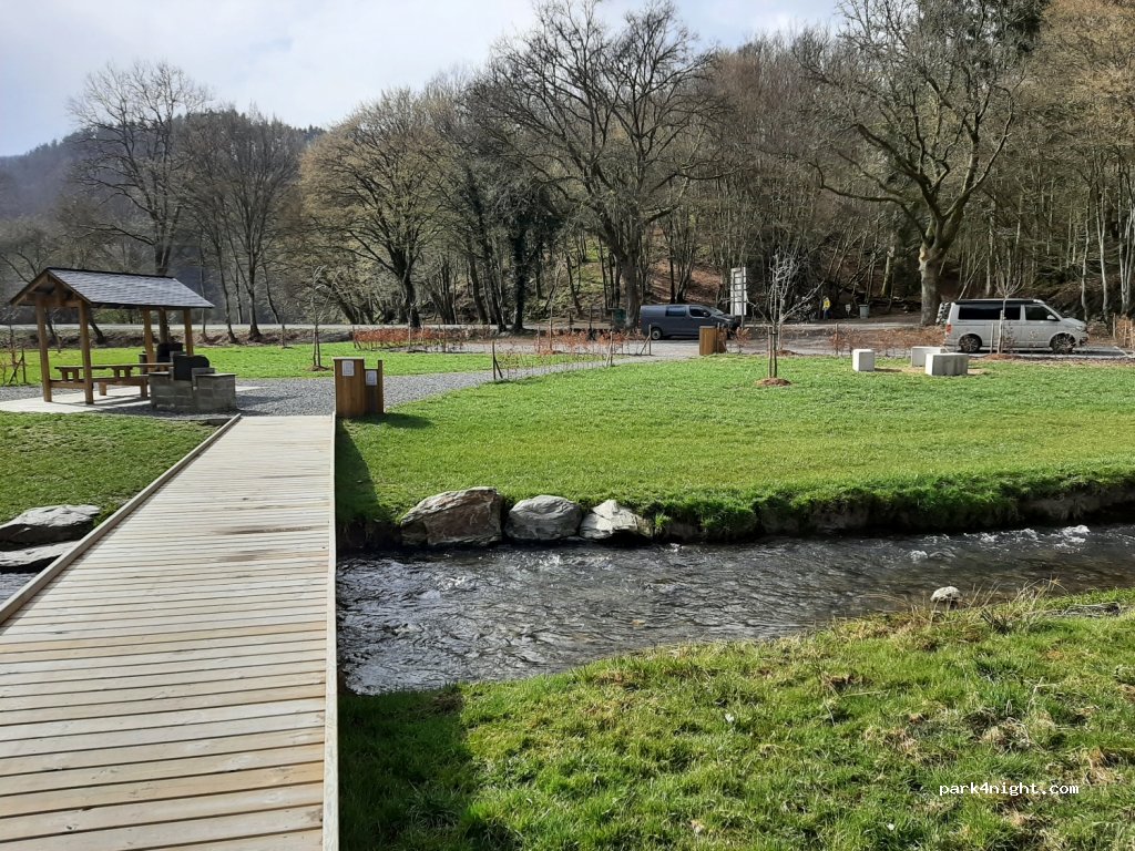 (6880) Bertrix - Route Derrière-la-Haye — foto