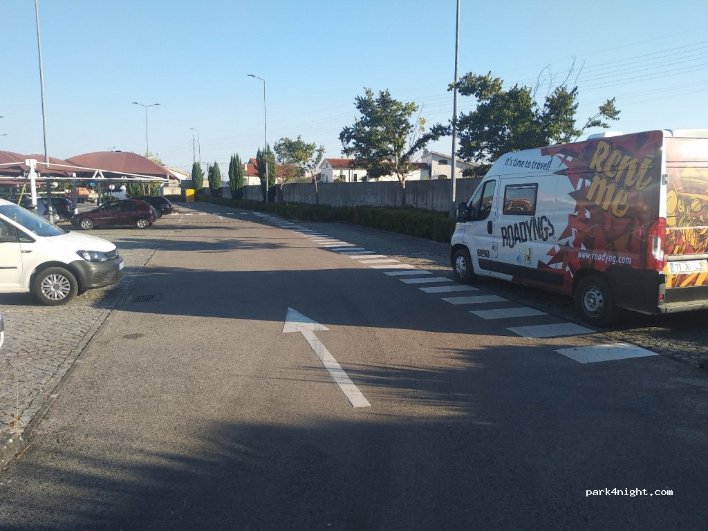 (3200) Lousã - Rua Doutor José Pinto de Aguiar — foto 2