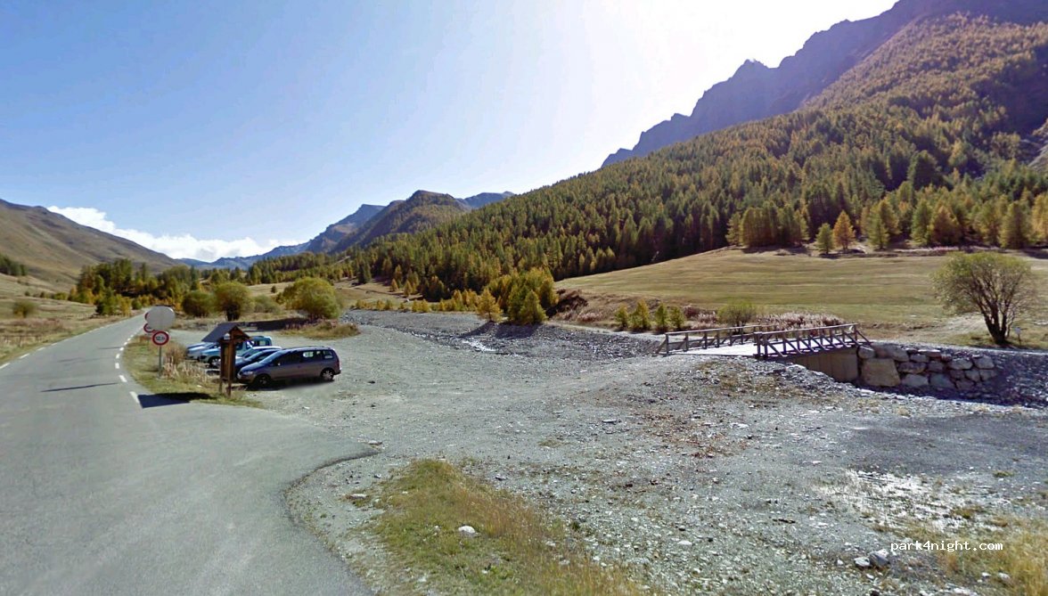 (05350) Molines-en-Queyras - D205T — foto