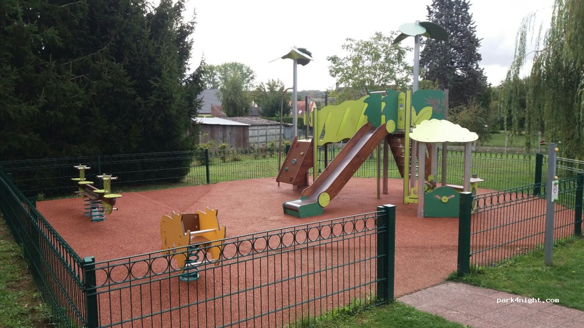 (60370) Berthecourt - 200 Rue des Écoles — foto 2