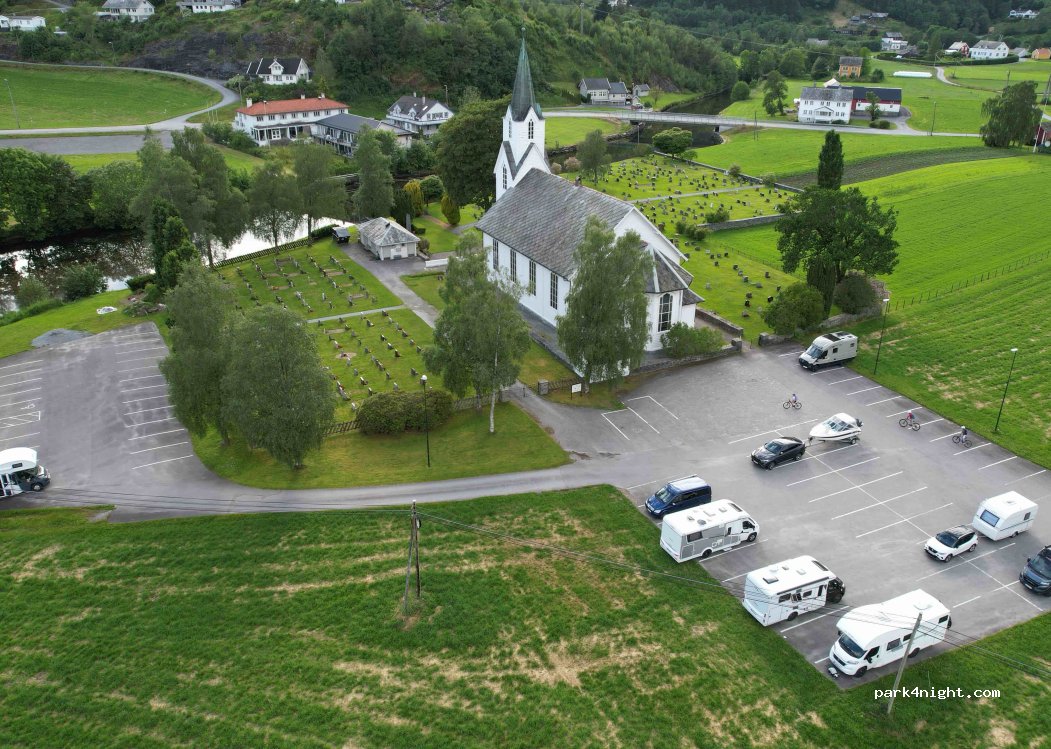 (5630)  - 250 Strandebarmsvegen — foto 4
