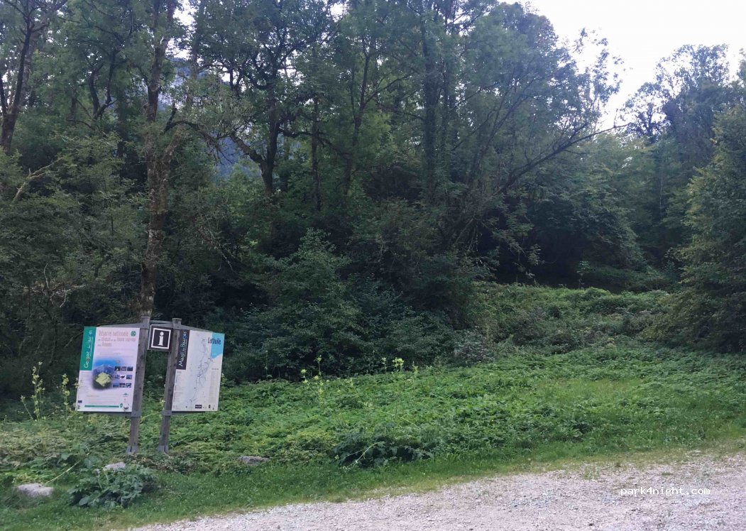 (74210) Lathuile - Route de Montgellaz — foto