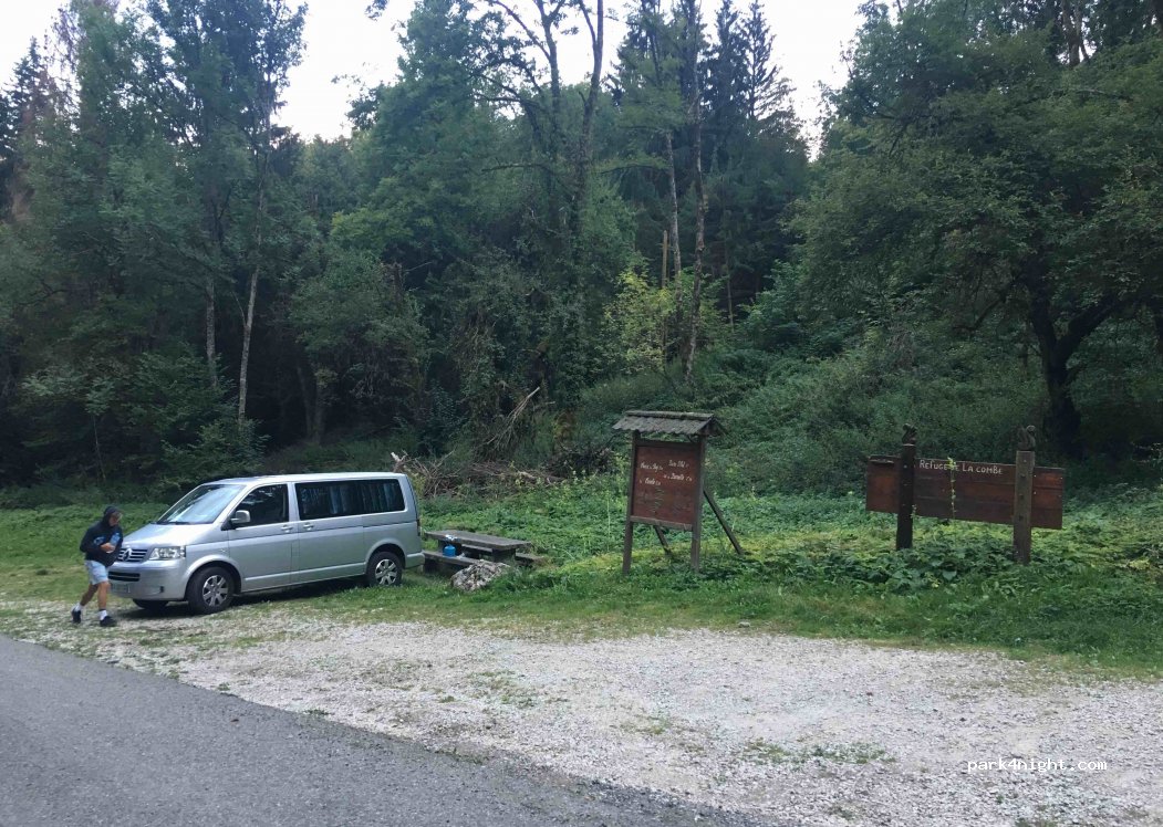 (74210) Lathuile - Route de Montgellaz — foto 2