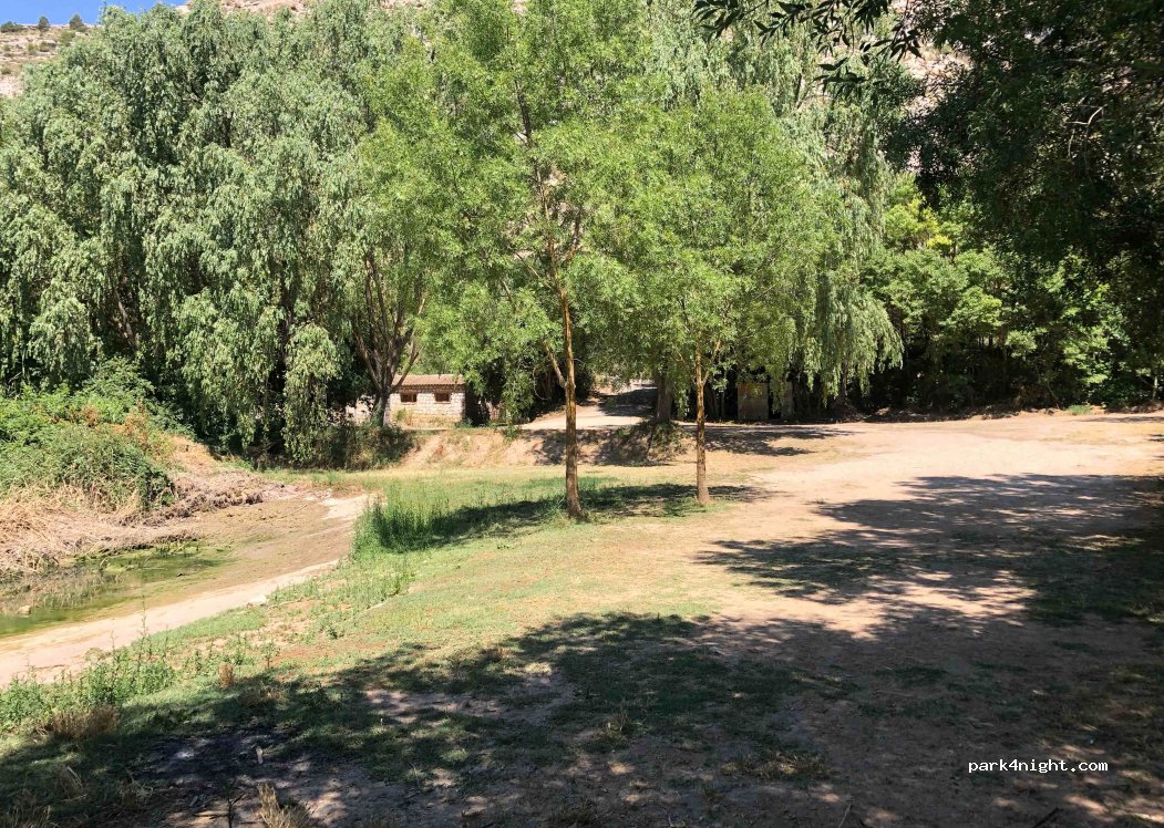 (02211) Alcalá del Júcar - Carretera de Tolosa — foto 4
