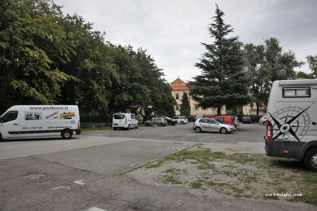 (2310) Slovenska BIstrica - 12 Grajska ulica — foto 2