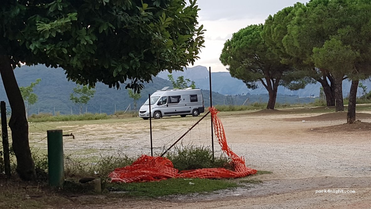(98070) Castell'Umberto - Unnamed Road — foto 2