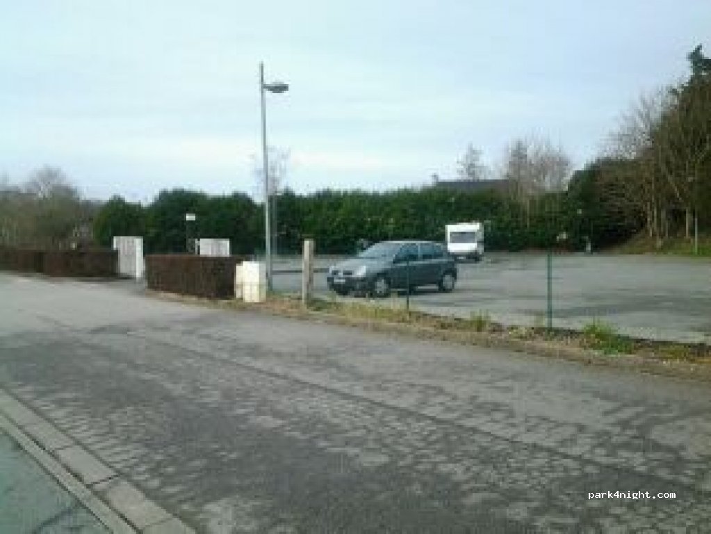 (29000) Quimper - 1 Allée Pierre Louet — foto 2