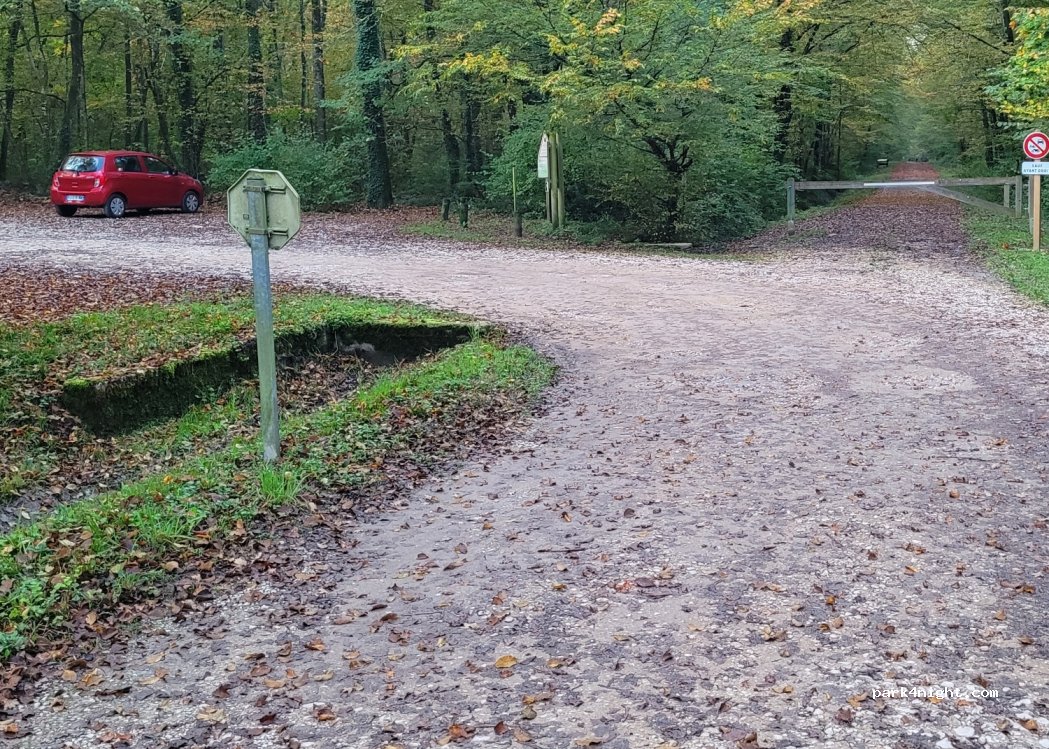 (01960) Péronnas - Route Forestière de Lalleyriat — foto 2