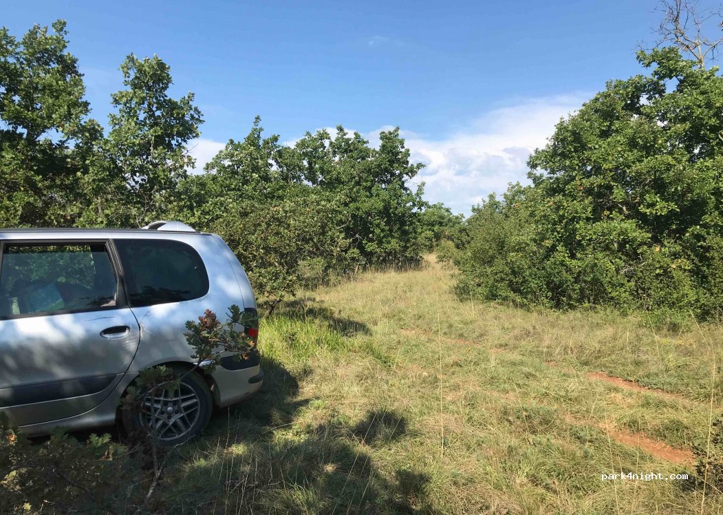 (52429) Martinčići - Unnamed Road — foto