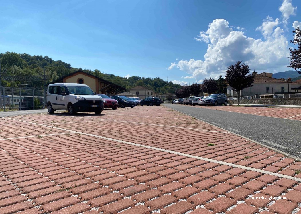 (54027) Pontremoli - 85 Via Giuseppe Mazzini — foto