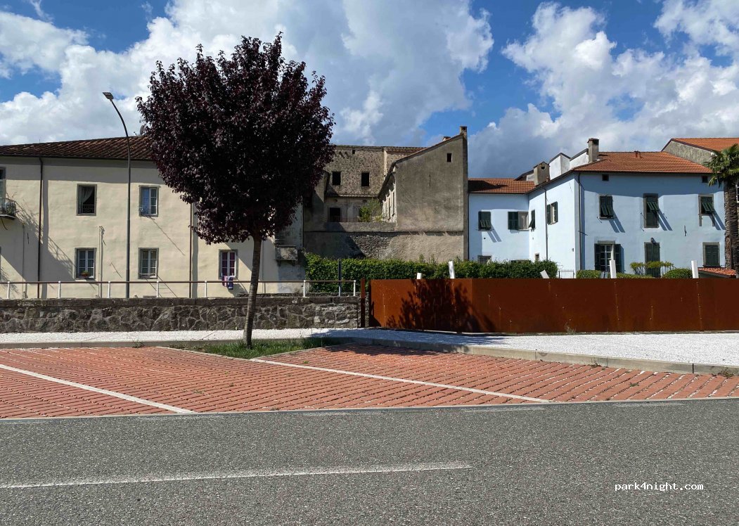 (54027) Pontremoli - 85 Via Giuseppe Mazzini — foto 2