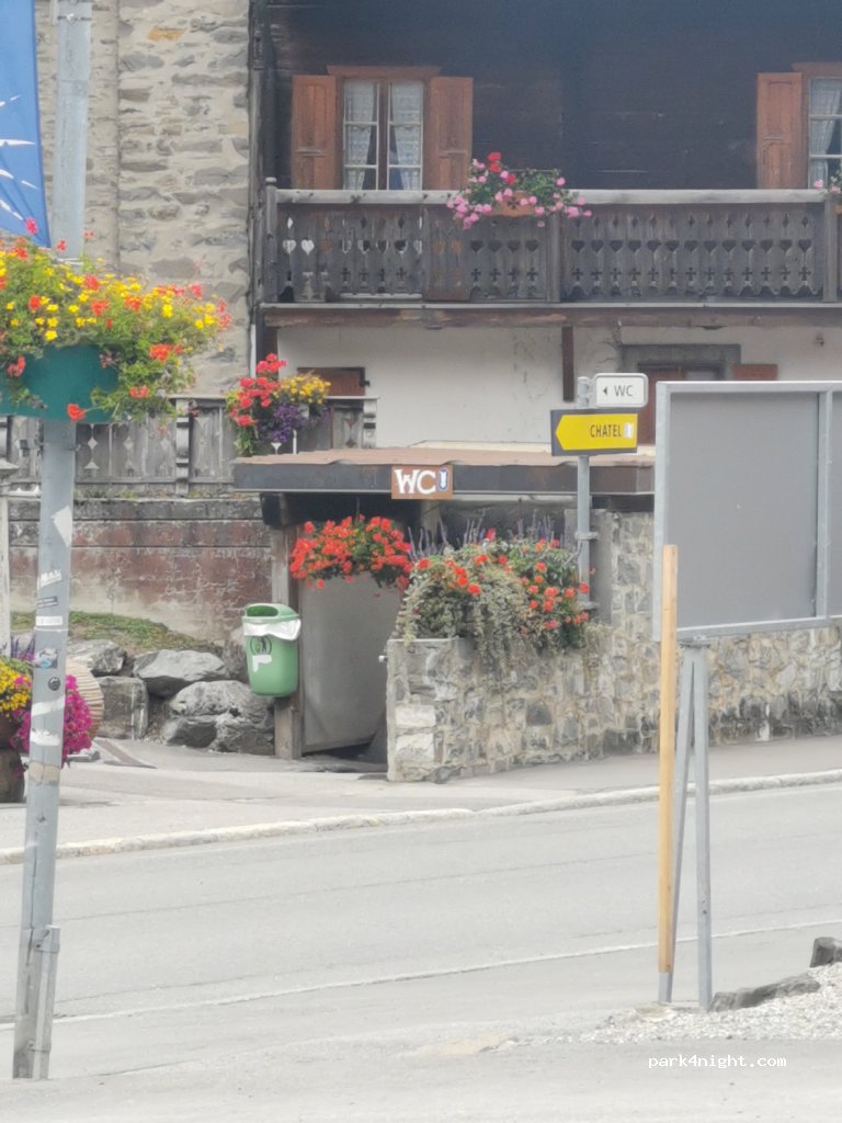 (1875) Morgins - 2 Route du Village — foto 2