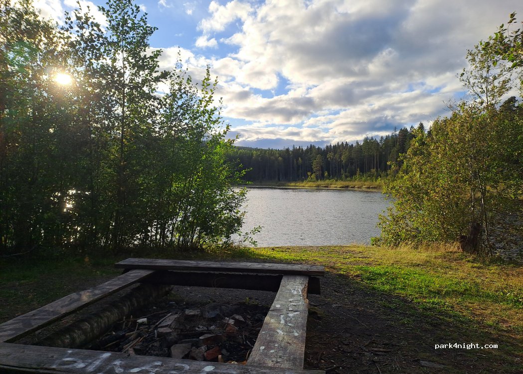 (813 96) Torsåker - Unnamed Road — foto 3