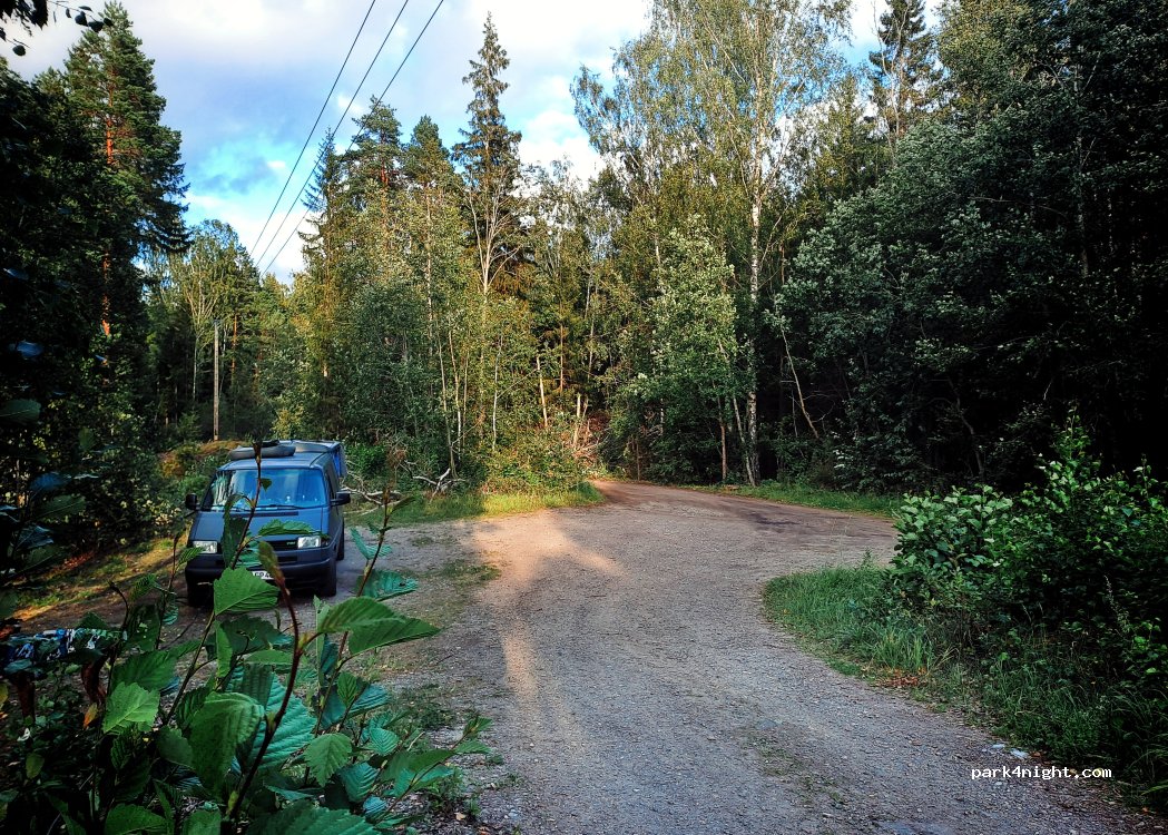 (813 96) Torsåker - Unnamed Road — foto 4