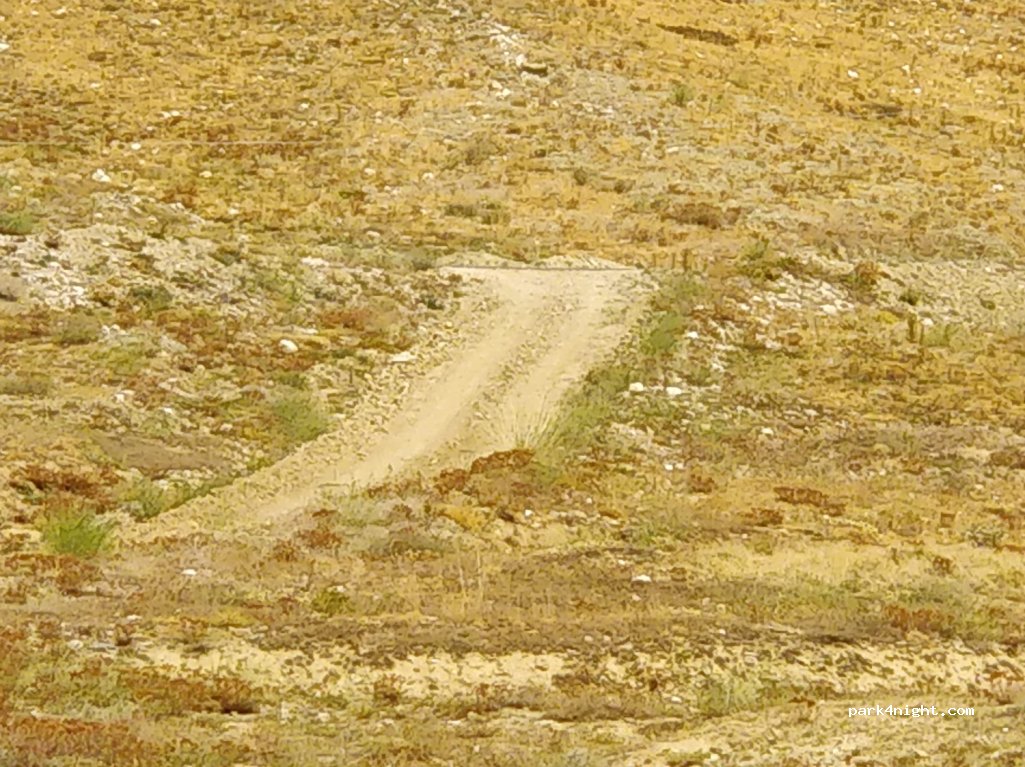 (02400) Karadut - Unnamed Road — foto 2