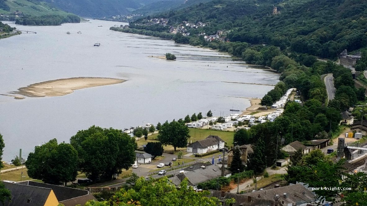 Wohnmobilstellplatz Bacharach — foto