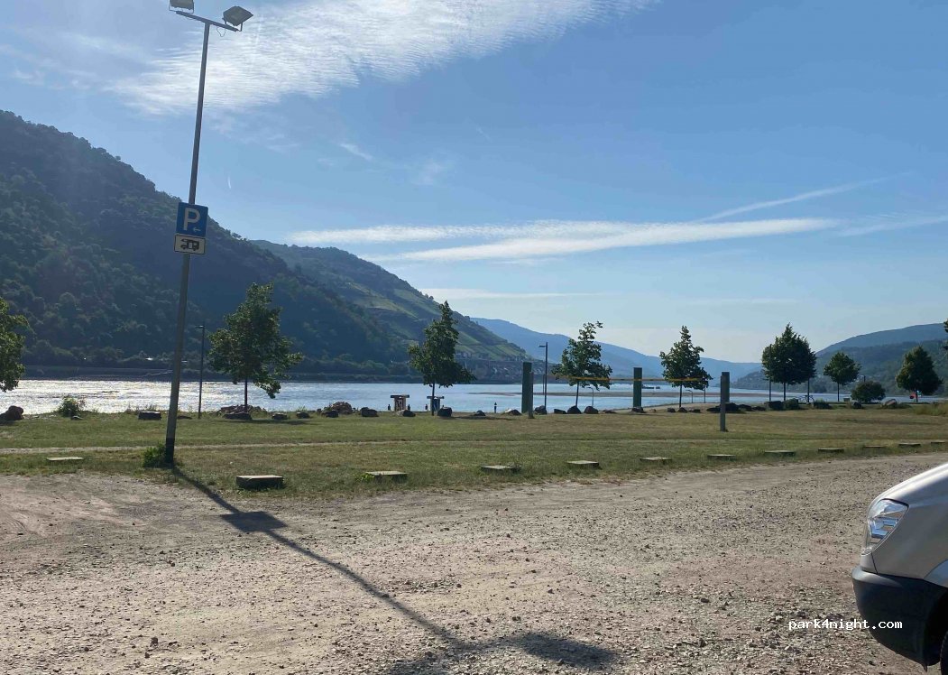 Wohnmobilstellplatz Bacharach — foto 2