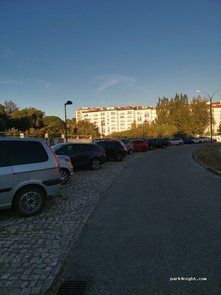 (2735-521) Agualva-Cacém - 5A Travessa Ribeira — foto