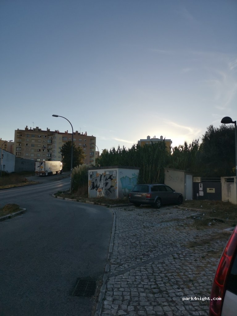 (2735-521) Agualva-Cacém - 5A Travessa Ribeira — foto 2