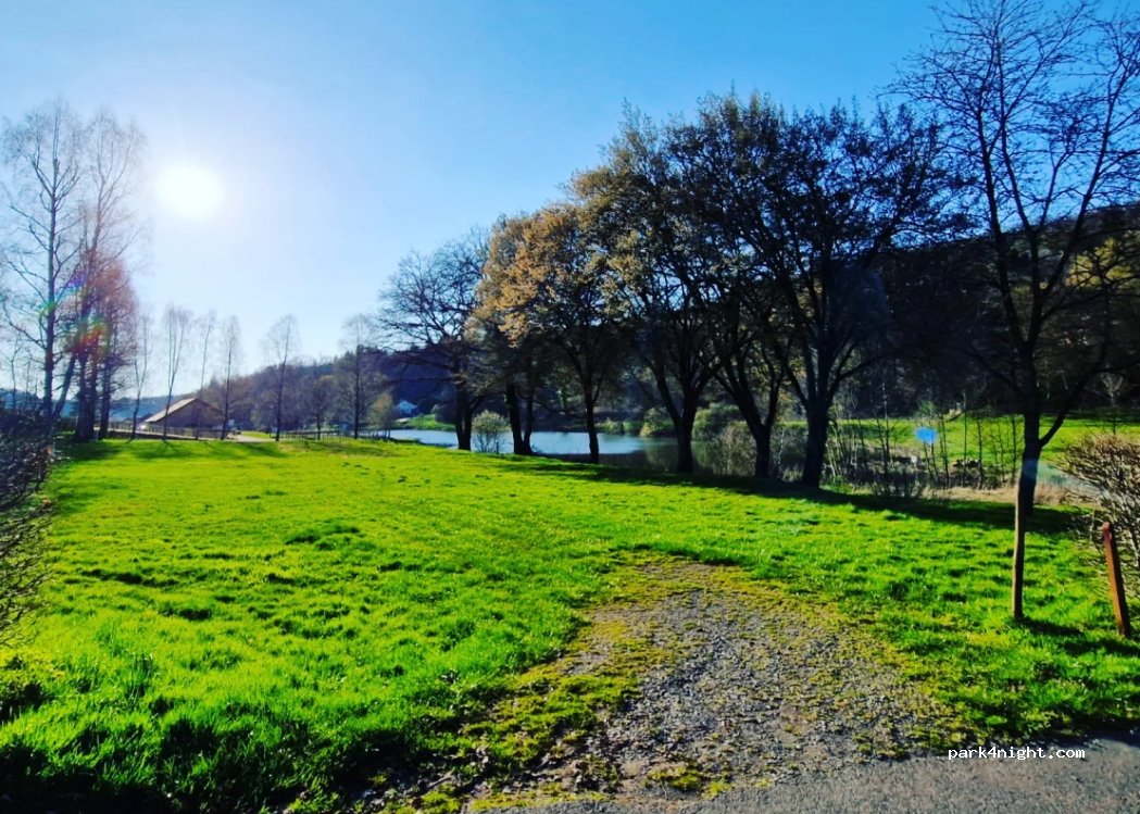 Aire de camping-car Saint-Quirin — foto 4