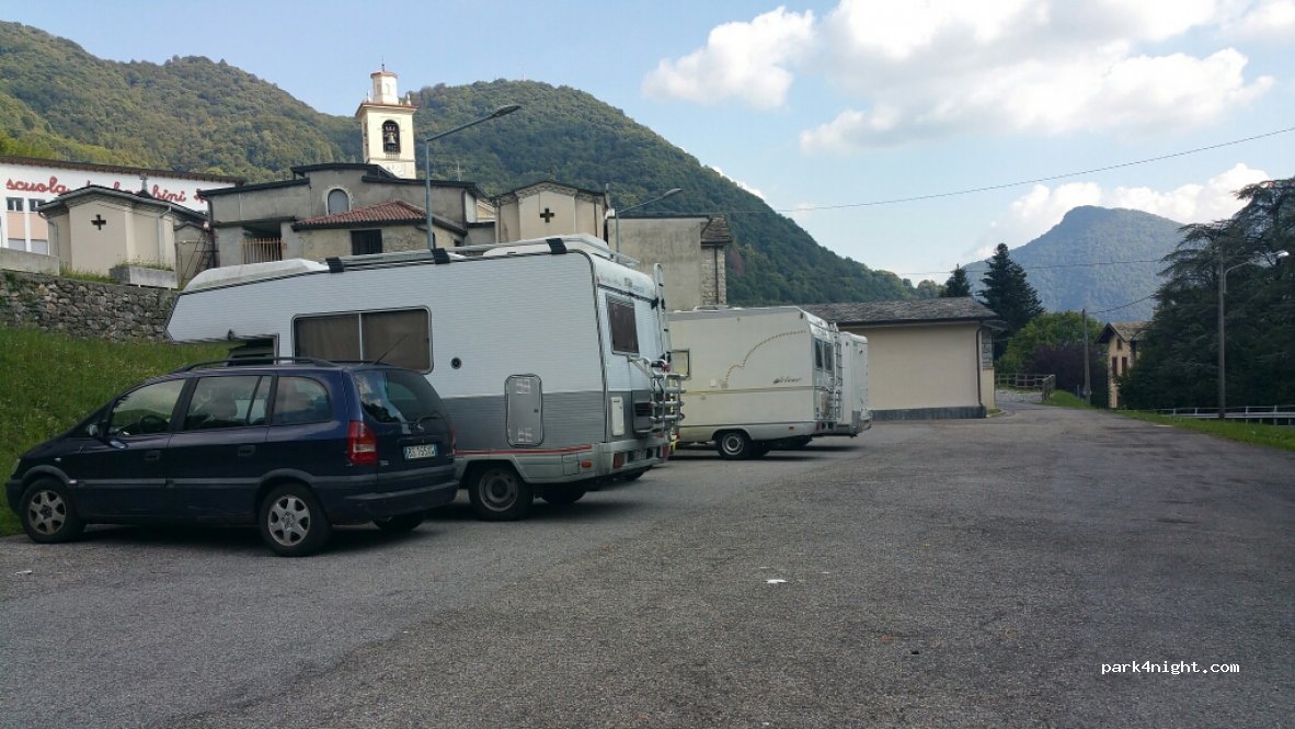 (22023) Castiglione D'intelvi - 58 Via Roma — foto