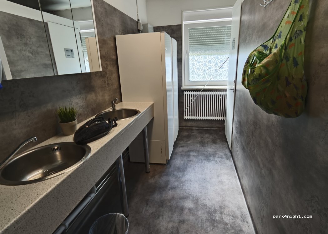 (915 98)  - 2 Skinnarbyvägen — foto 3