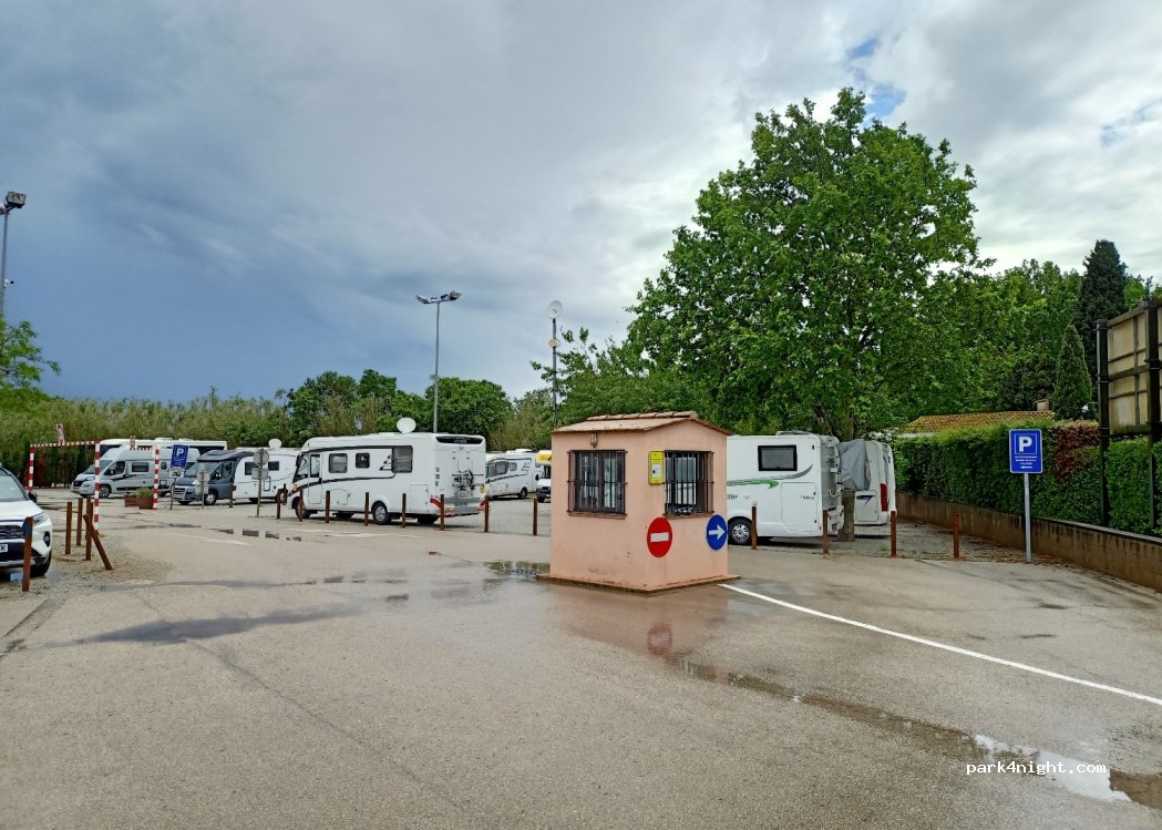 Area de Camping car Peralada — foto 3