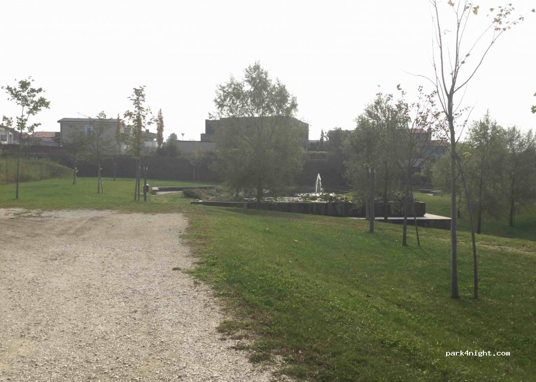 (37019) Peschiera del Garda - Via Bertoletta — foto 3