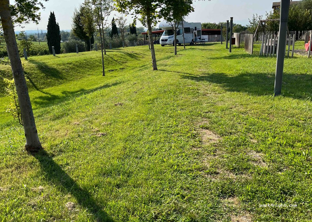 (37019) Peschiera del Garda - Via Bertoletta — foto 4