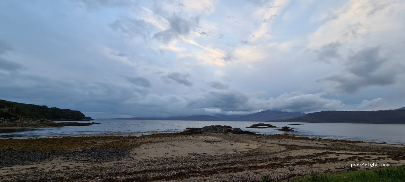 (IV44 8RN) Highland - Unnamed Road — foto