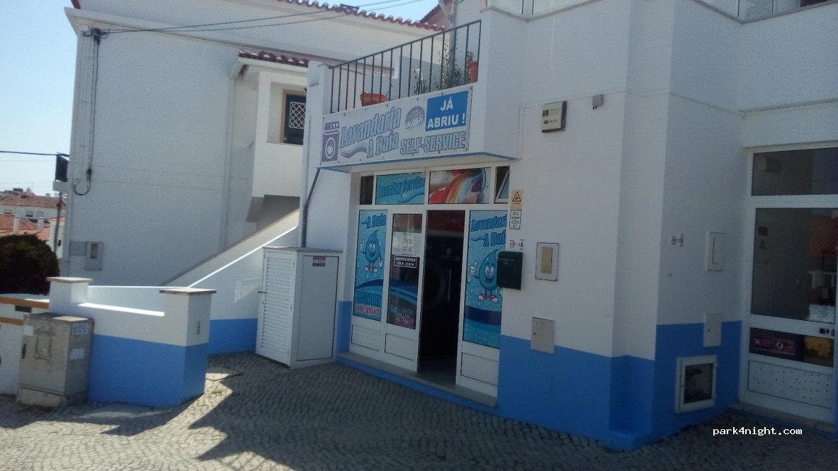 (2460-654) São Martinho do Porto - 49 Rua Doutor Rafael Gagliardini Graça — foto