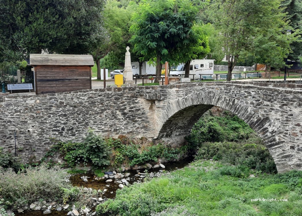 (48400) Fraissinet-de-Fourques - Le Bac — foto 2