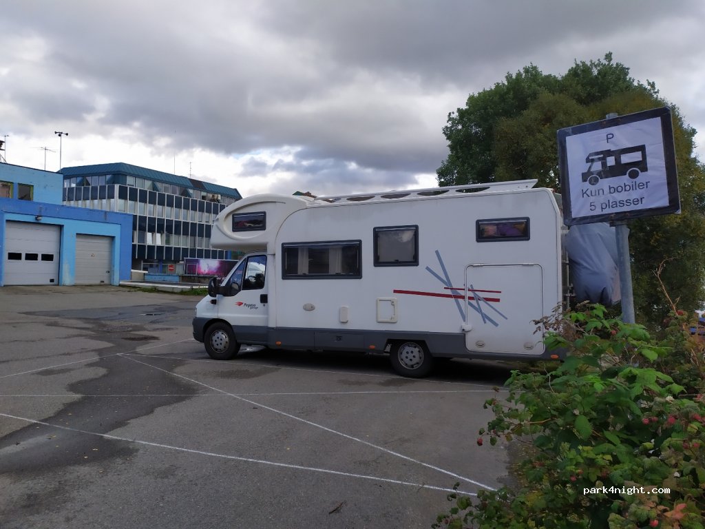 (8400) Sortland - 72 Vesterålsgata — foto