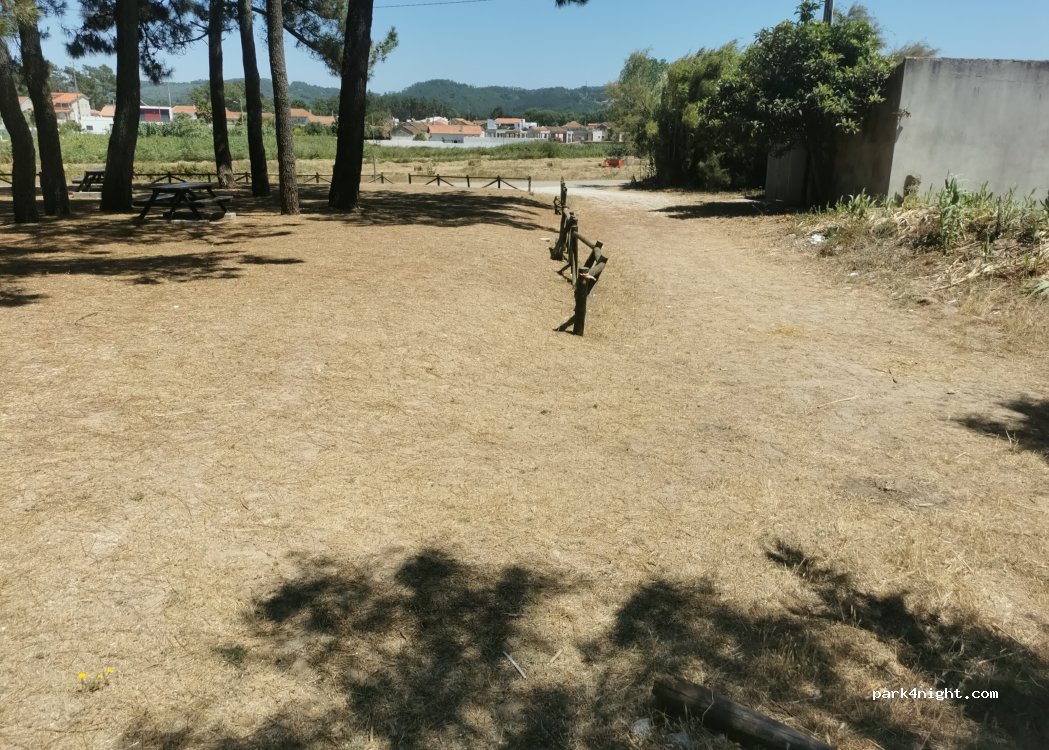 (2460) São Martinho do Porto - 1 Rua Primeiro de Maio — foto 5
