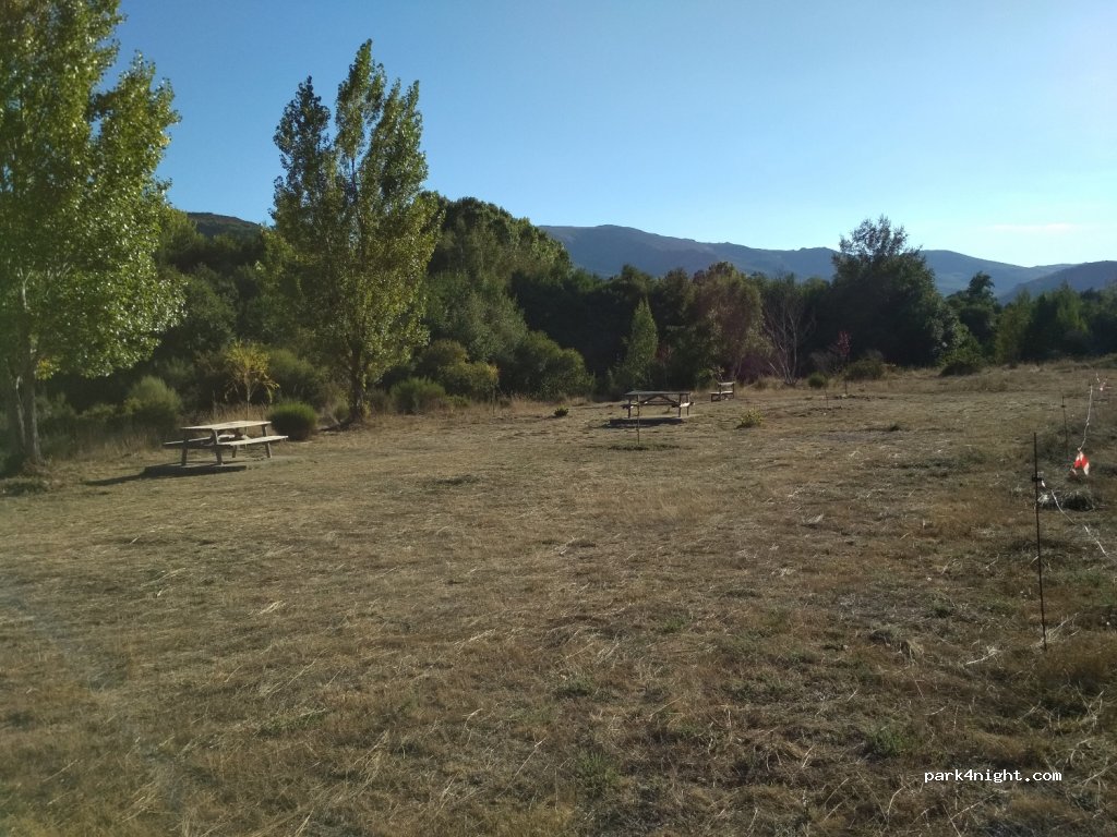 (24740) Truchas - Calle Piñedo-Tl — foto
