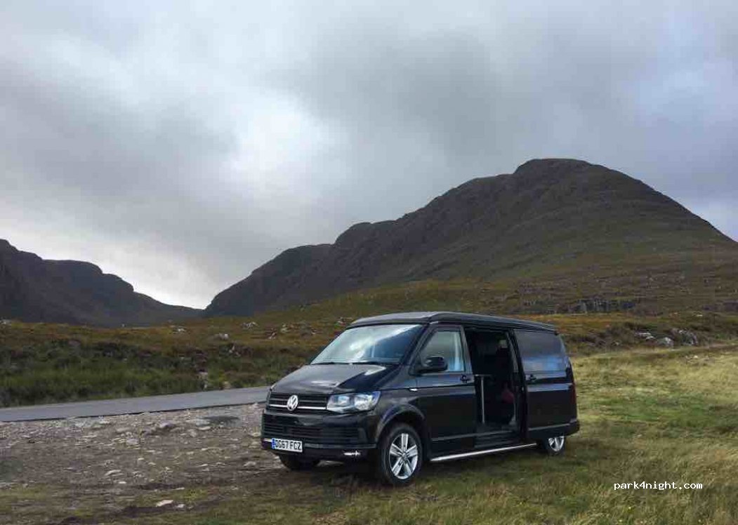 (IV54 8XF) Strathcarron - Unnamed Road — foto