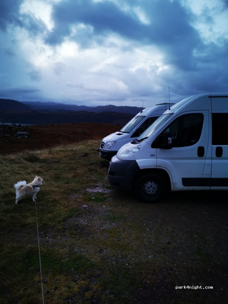(IV54 8XF) Strathcarron - Unnamed Road — foto 2