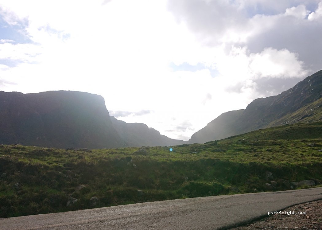 (IV54 8XF) Strathcarron - Unnamed Road — foto 3