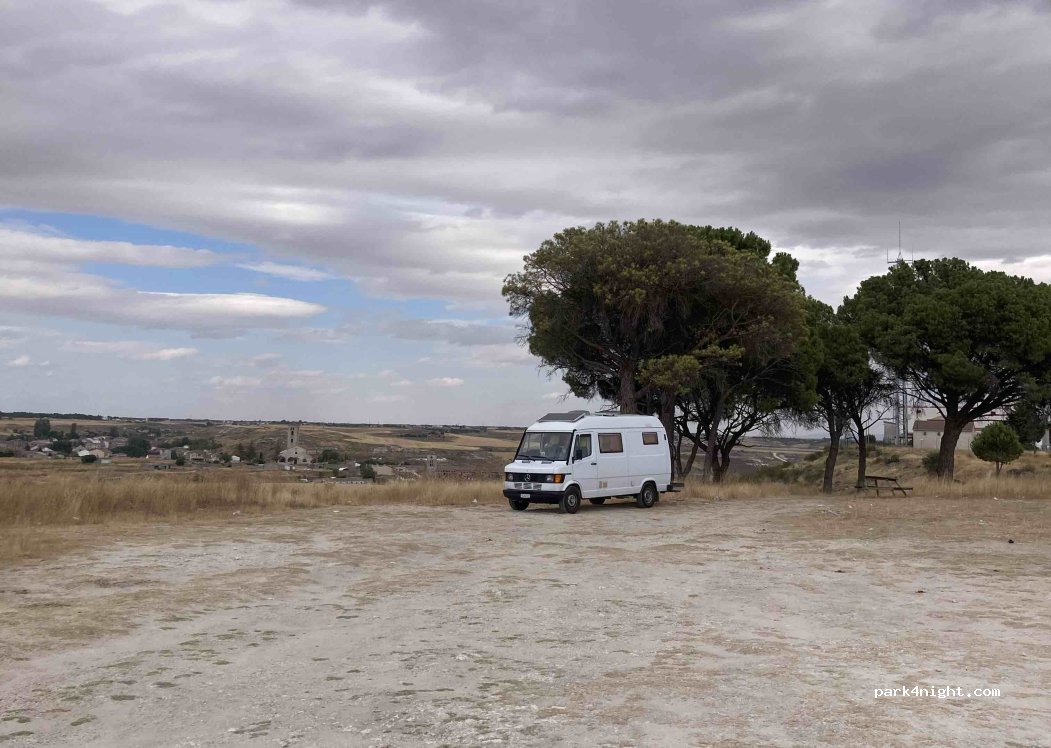 (40200) Cuéllar - Camino de las Lomas — foto 4