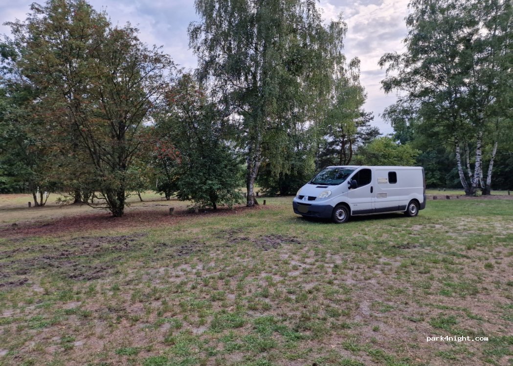 (05-092) Łomianki - 24 Kampinoska — foto 4
