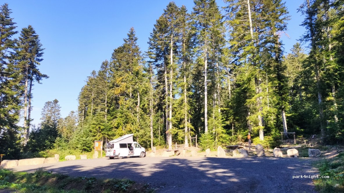 (43200) Le Pertuis - Unnamed Road — foto