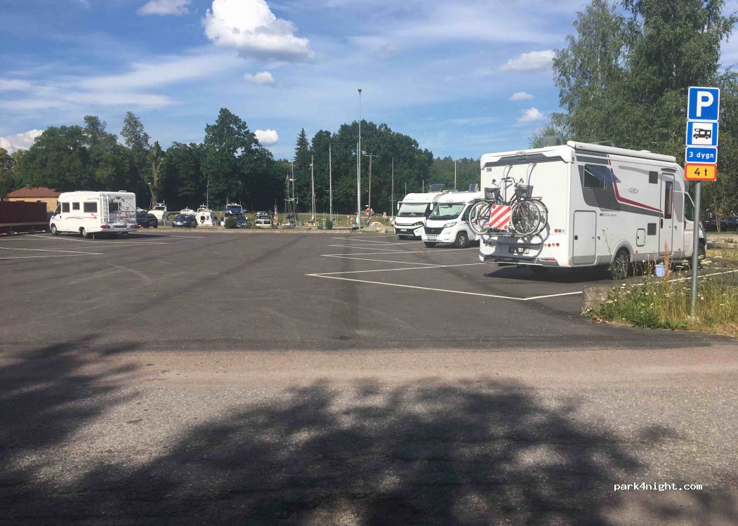 (731 36) Köping - 17 Gamla Hamnvägen — foto 2