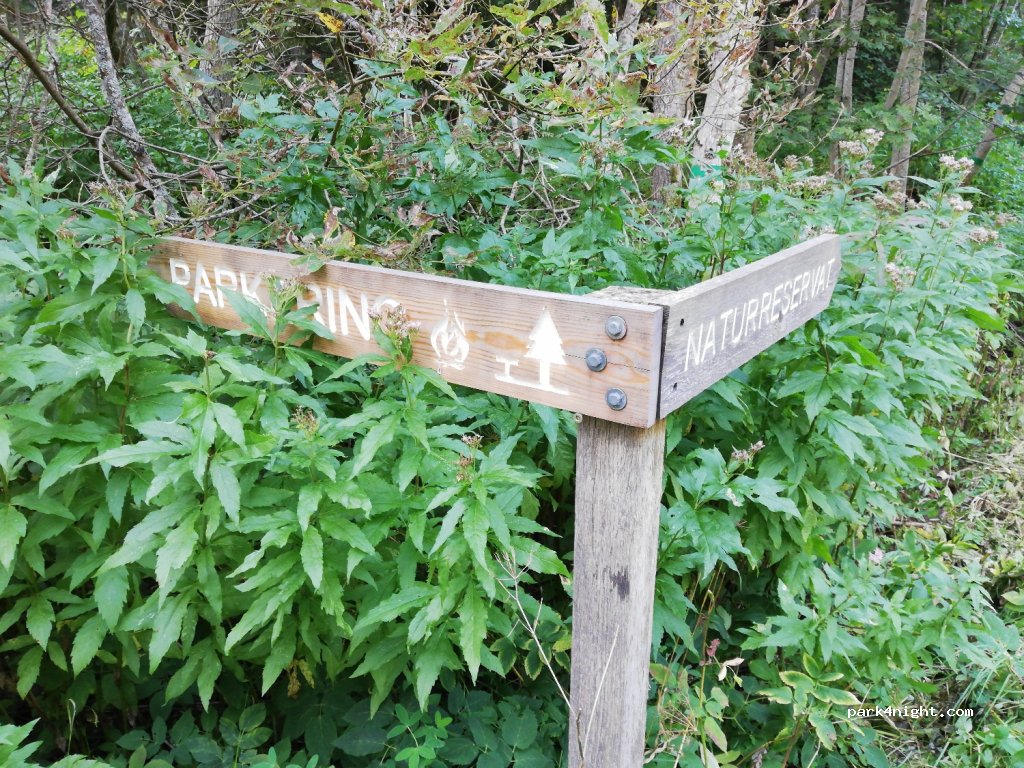 (599 93) Borghamn - Unnamed Road — foto 3